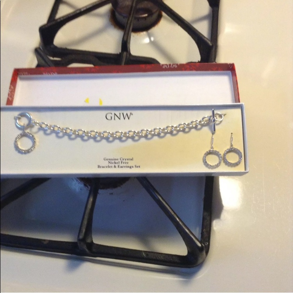 GNW Genuine Crystal Bracelet & Earring Set